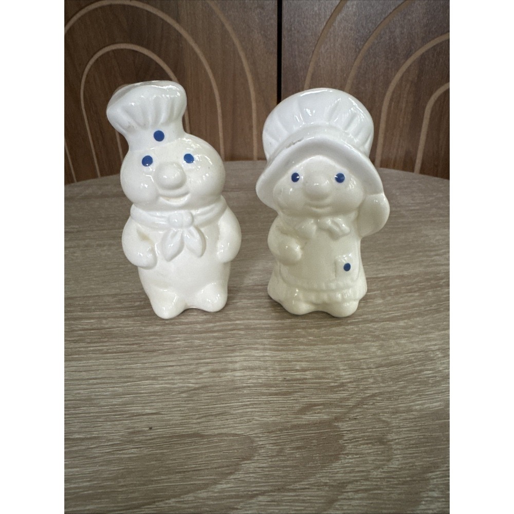 VTG 1988 TPC Pillsbury Doughboy & Poppie Girl Ceramic Salt & Pepper Shaker Set